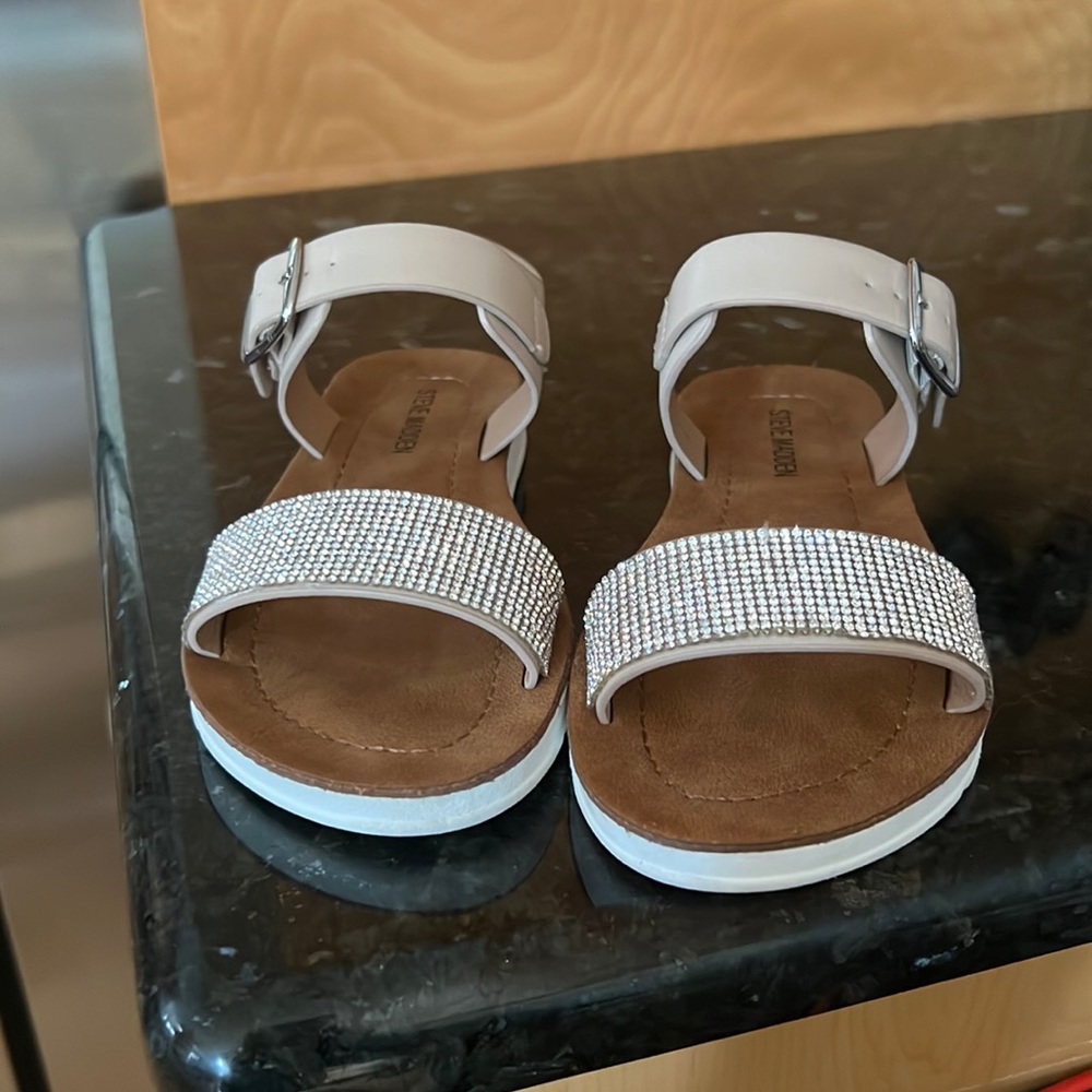 Girls Steve Madden sandal size 13